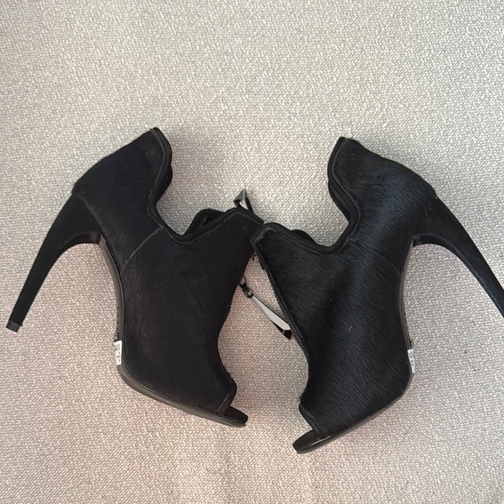 SCHUTZ Black Stiletto Heel Peep-Toe Booties